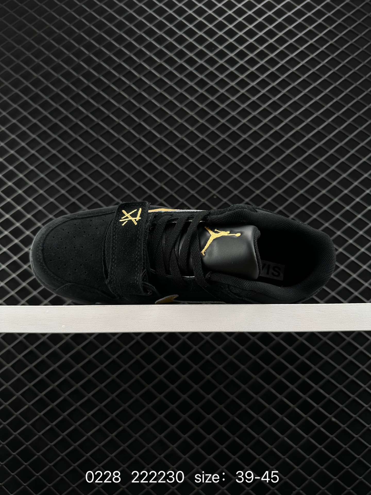 Travis Scott x Jordan Cut The Check AJ1